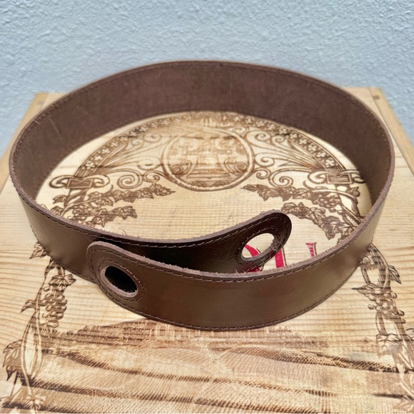 100% Capri Brown Leather Scarf Loop Belt (Scarf Not Included) - Picture 2 of 3
